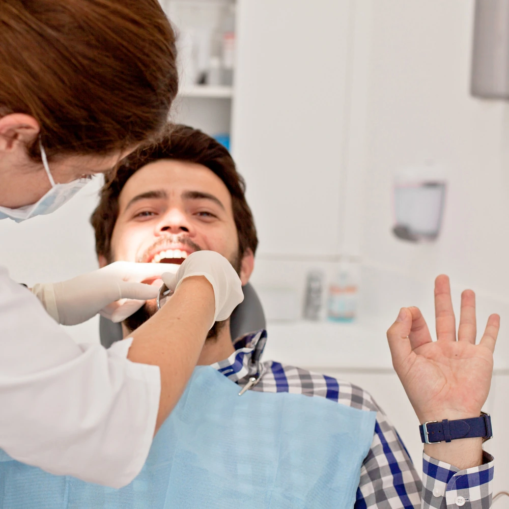 https://defeys.com/wp-content/uploads/2025/05/oral-surgery-3.webp